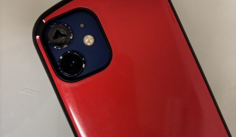 I Phone12ミニのカメラレンズ破損